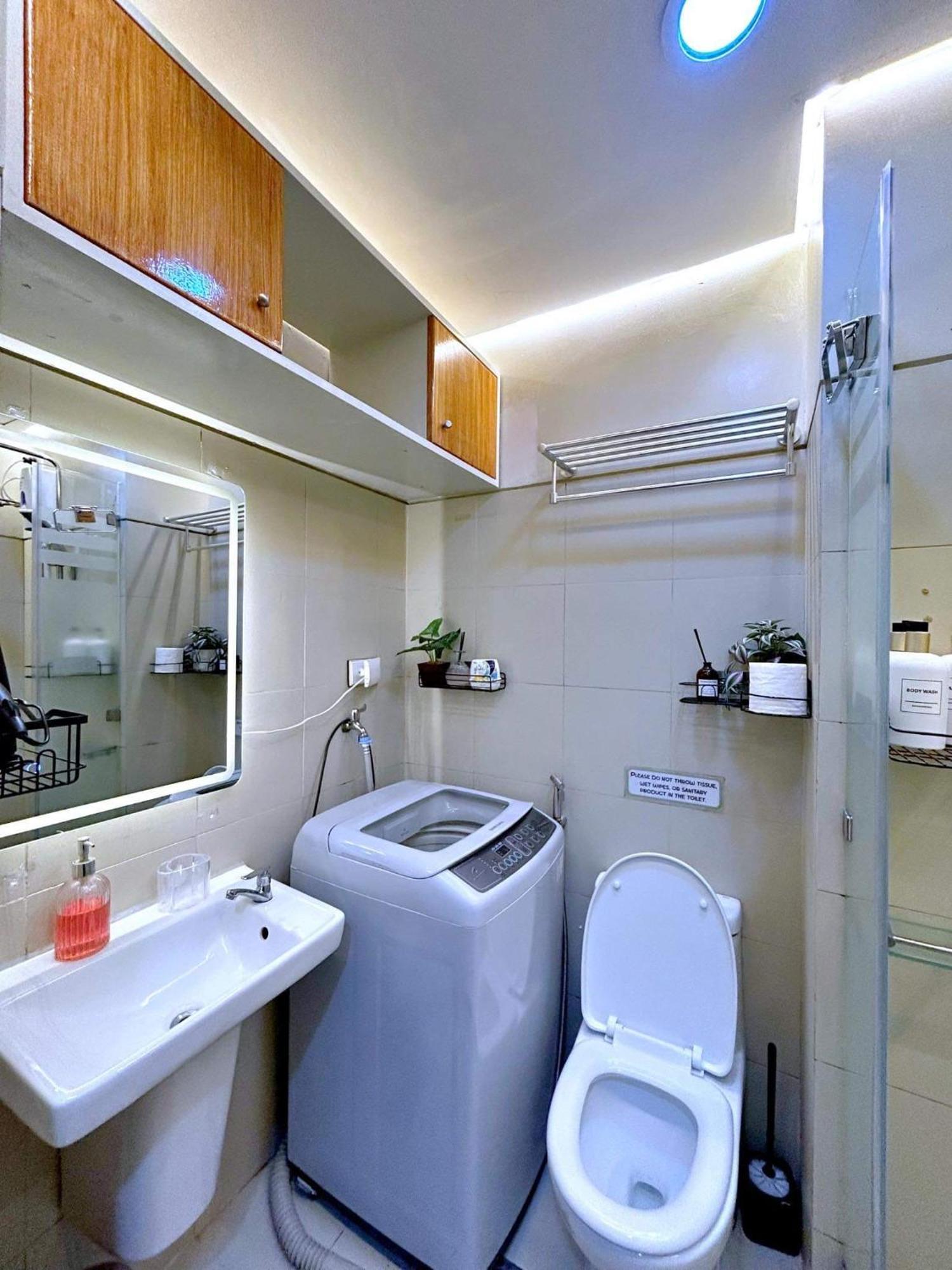 Cozypura Staycation Near Moa, Airport , With Free Fast Wifi, Netflix And Pay Parking Pasay Bagian luar foto