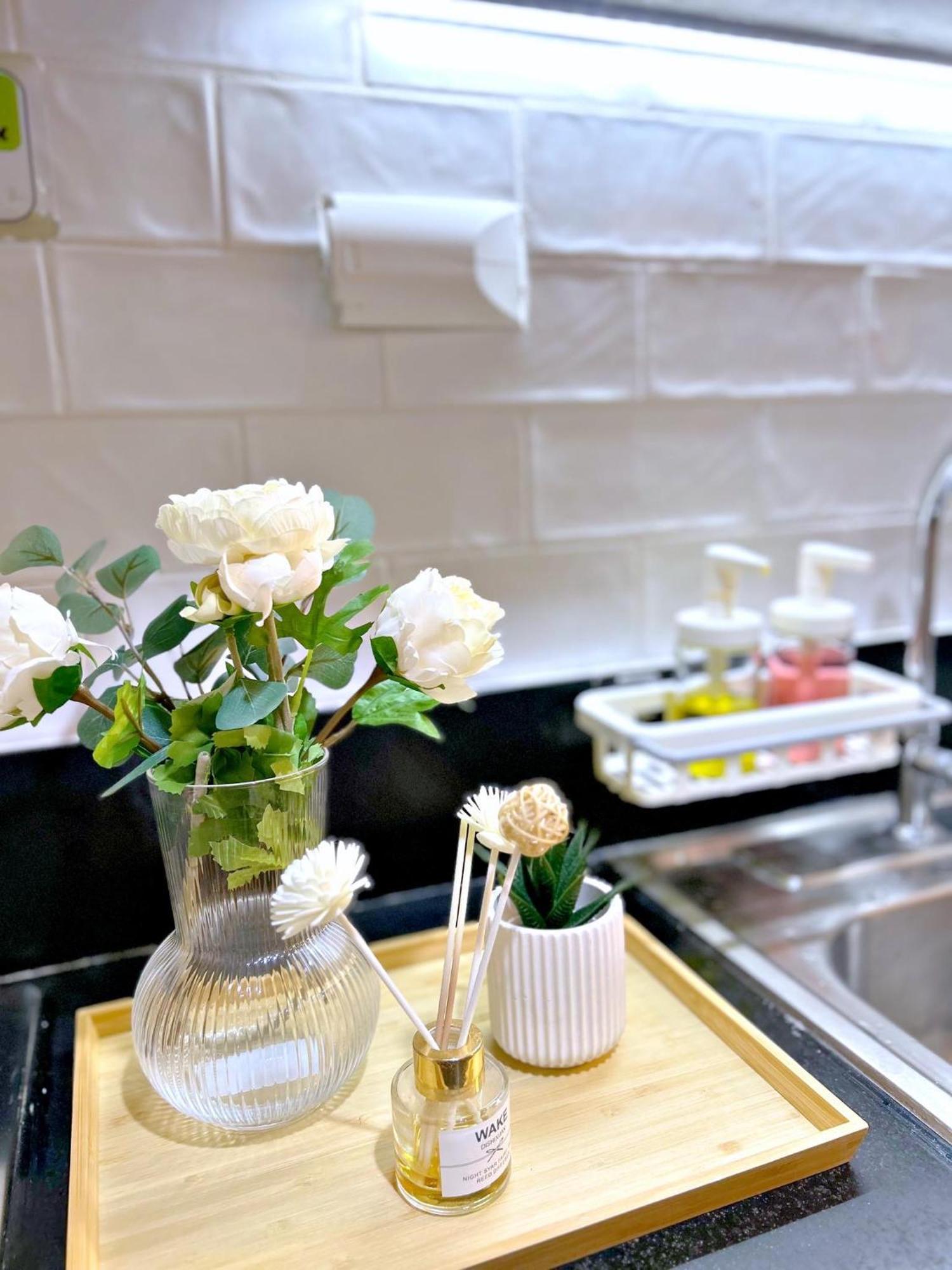 Cozypura Staycation Near Moa, Airport , With Free Fast Wifi, Netflix And Pay Parking Pasay Bagian luar foto